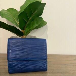 🎀PRELOVED EPI🎀